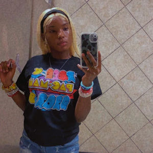 Meet your Posher, Marie